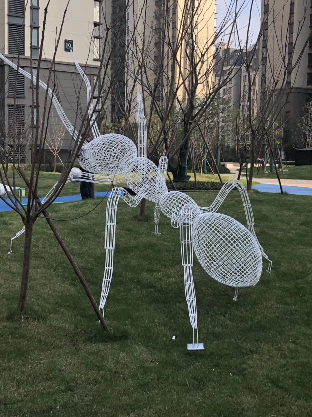 Create an ant-shaped design