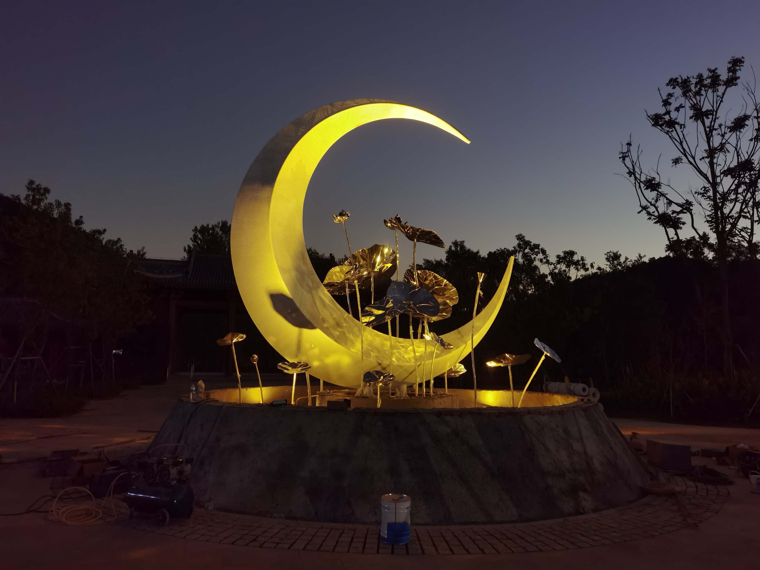 One-Wave Moon